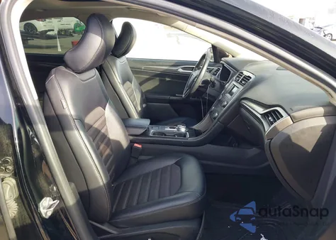 2017 Ford Fusion Hybrid Se z USA, uszkodzony, nr VIN 3FA6P0LU4HR216746